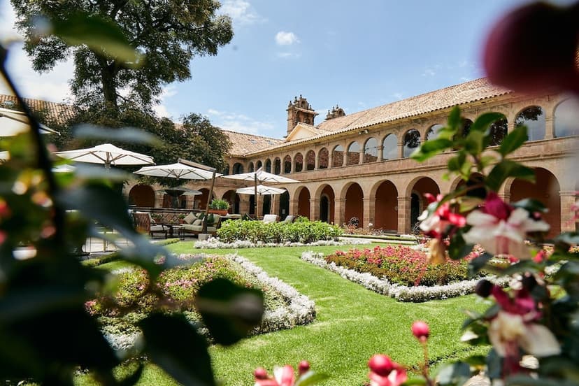 Escuela Cusqueña art