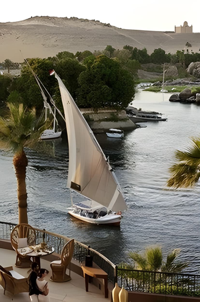 Felucca sailing
