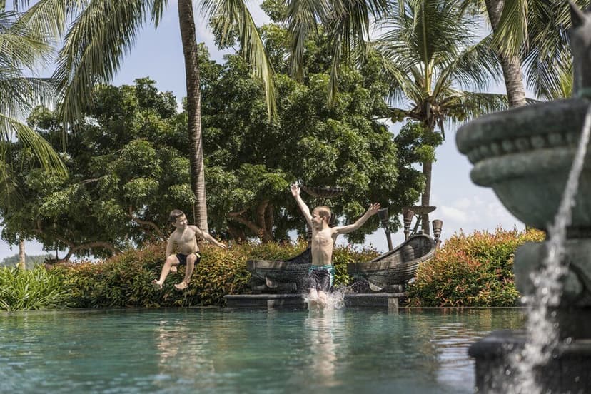 Geo Spa & yoga: And a Kids’ Club.