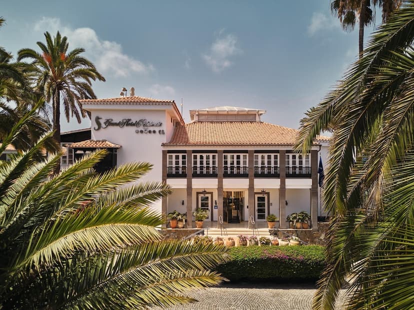 Hero / card image: Seaside Grand Hotel Residencia