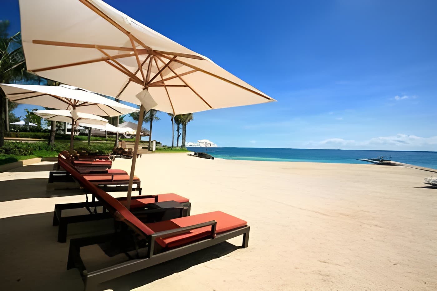 Crimson Resort and Spa Mactan, Cebu