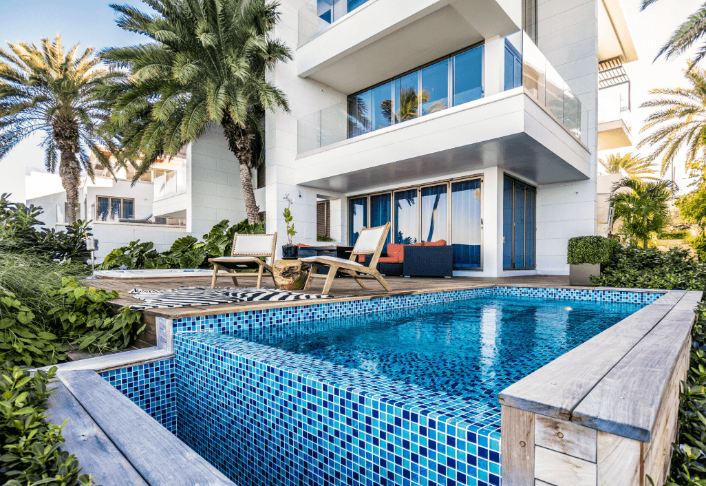 Hodges Bay Resort & Spa