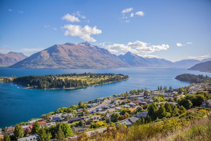 New Zealand: Auckland to Queenstown