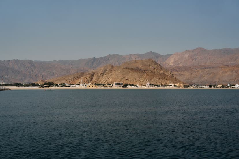 Oman Mountain & Sea Discovery