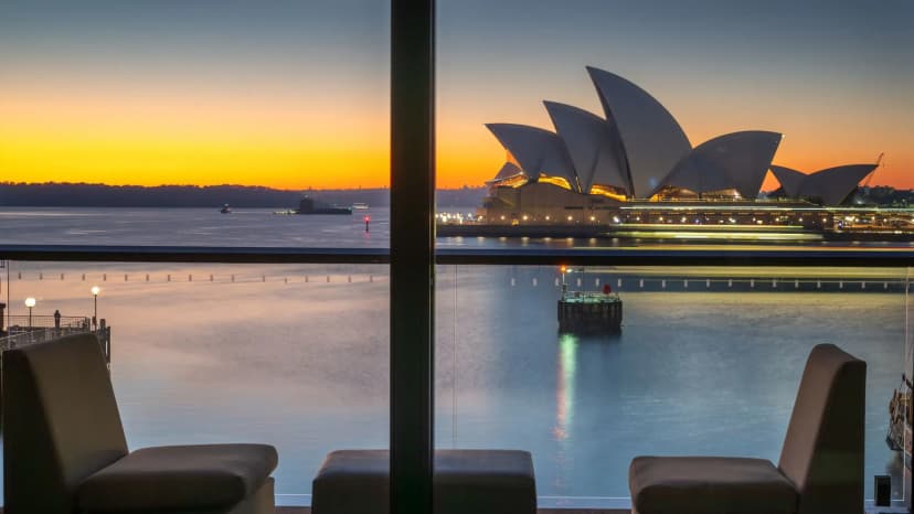 Experience 2: The Opera House at arm's length