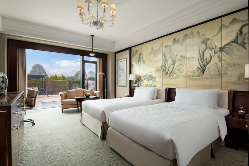 Deluxe Garden View Room