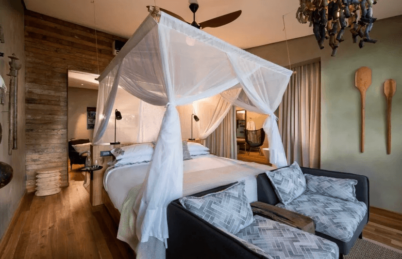 Lake-View Suite