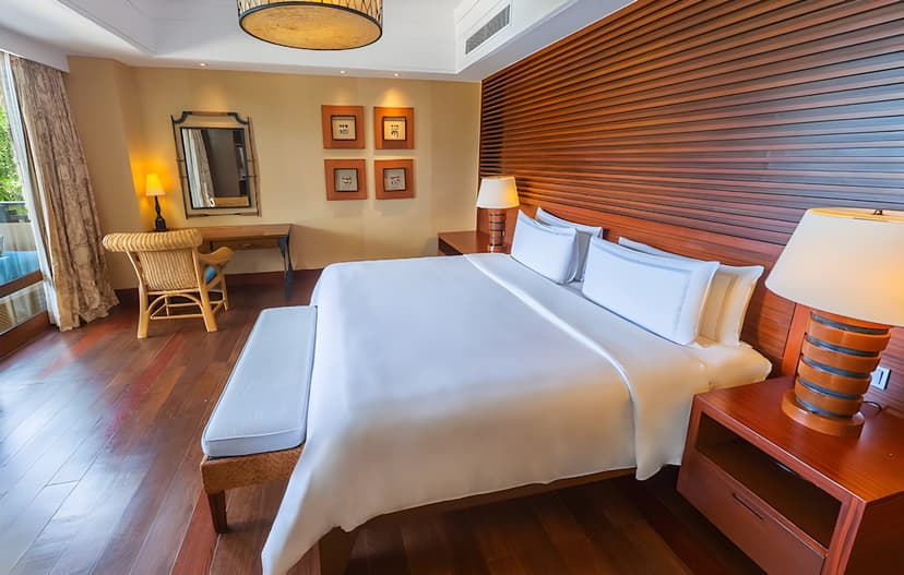 Premier Seaview / Hilltop Suite