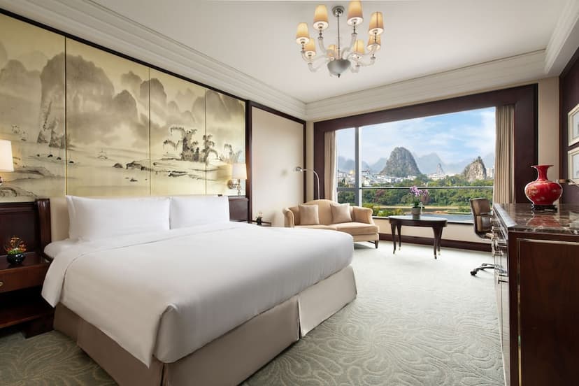 Deluxe River View Room