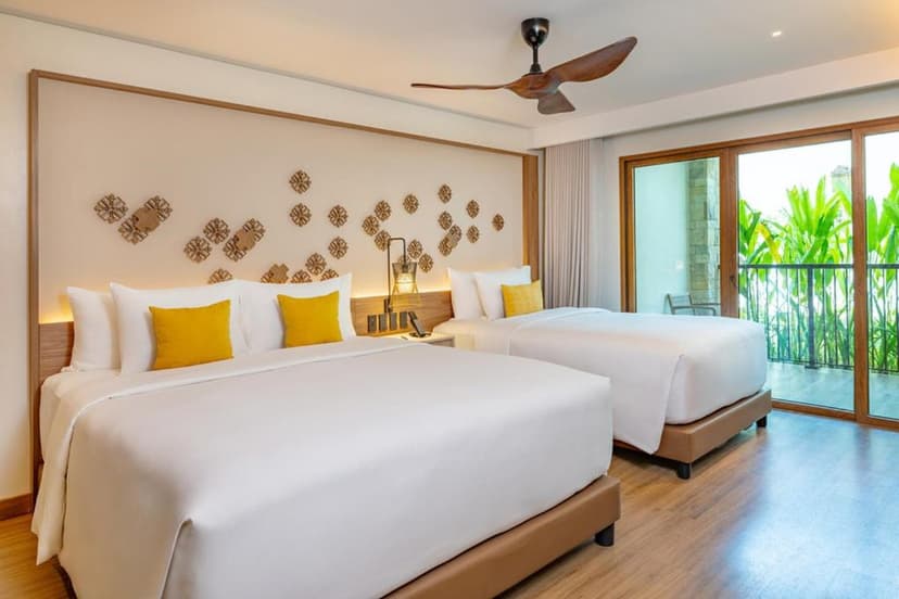 Deluxe Sea View Room