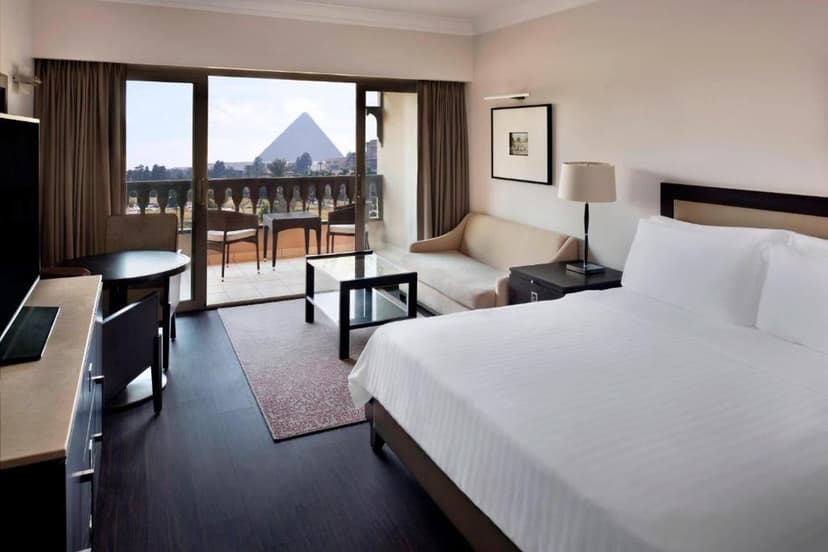 Premium Pyramid-View Room