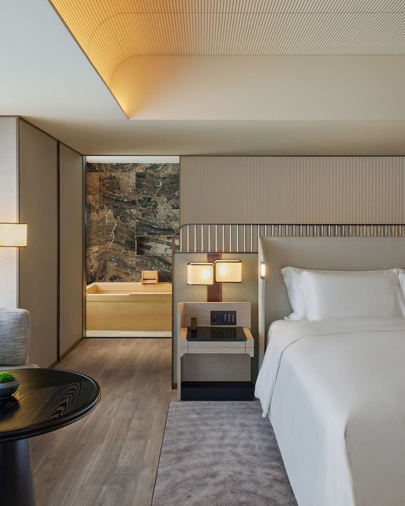 One-Bedroom Corner Suite