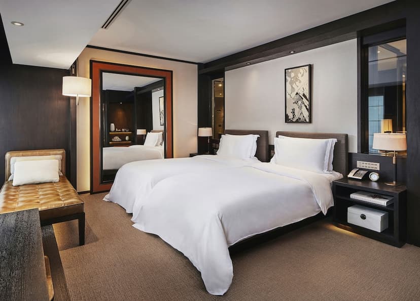 Manor Club Room