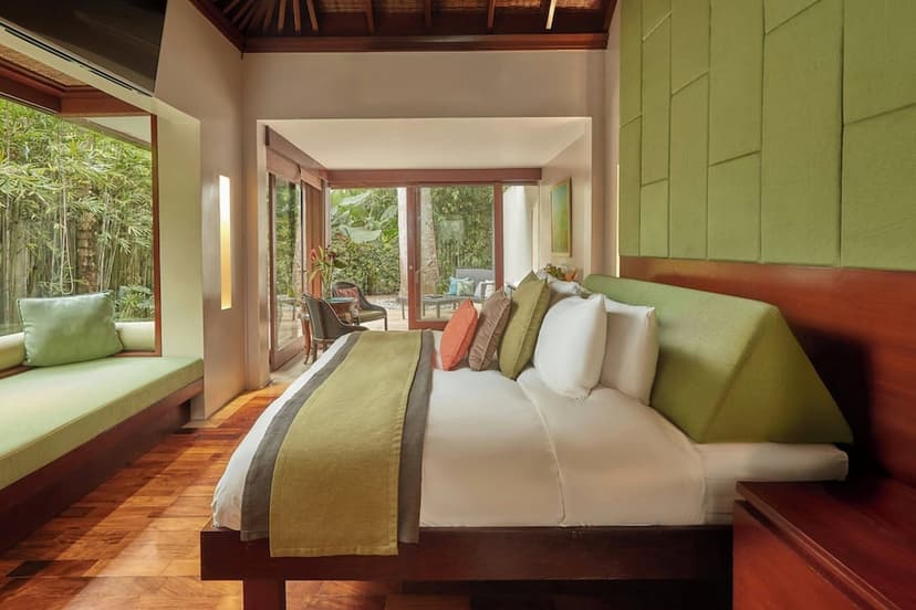 Palmera Glass Villa