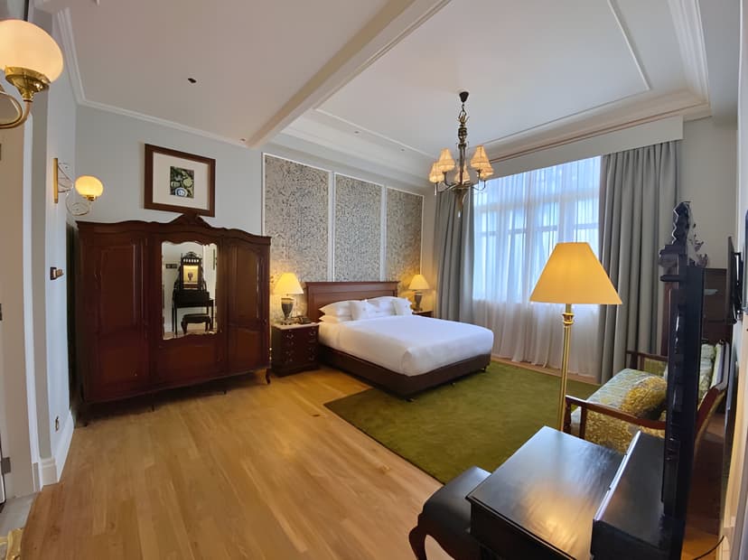 Corner Suite (Victory Annexe)