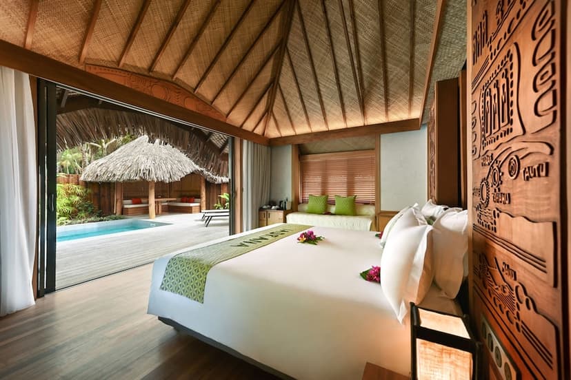 Beach Villa with Pool
